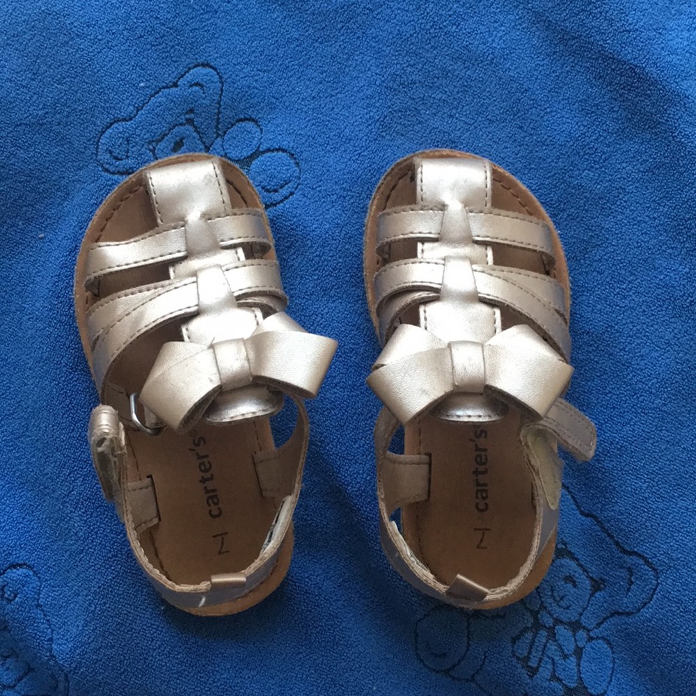 Carters size 7 kids sandal